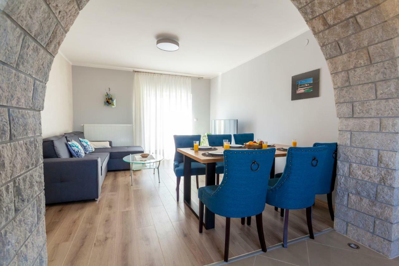 Holiday apartment IVICA Milohnici Bagian luar foto